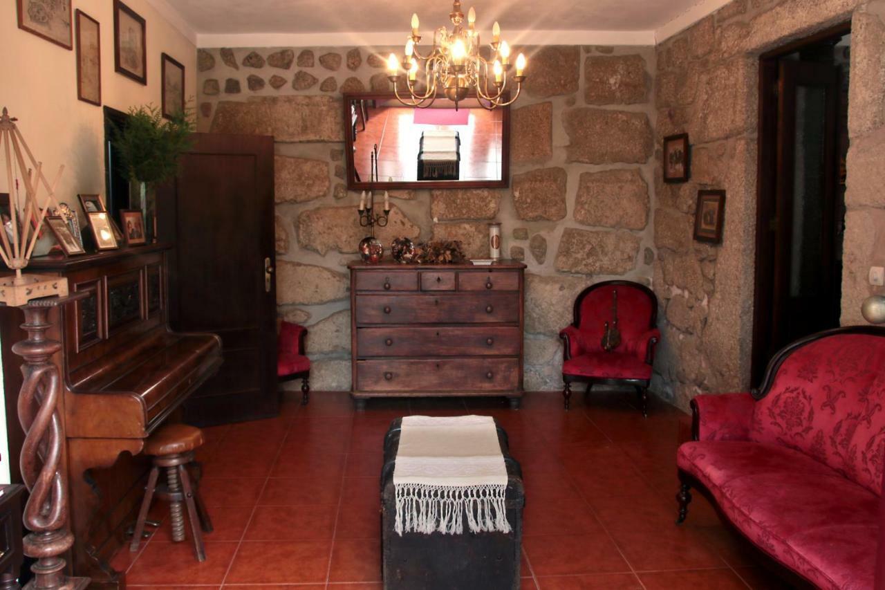 Villa Casa De Marlaes Lousada Exterior foto